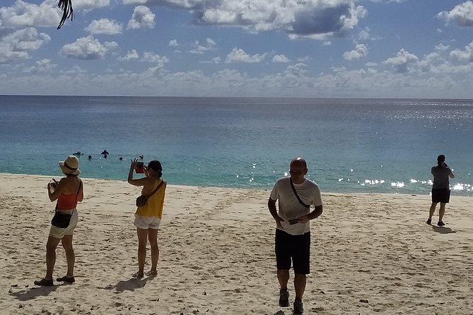 Beach hopping Tour on Mahe Seychelles - Beau Vallon gives you an easy start