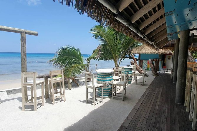 Exclusive night tour | Bar & Club, Casino | Mahe, Seychelles | 4h - Why a night tour makes sense on Mahé