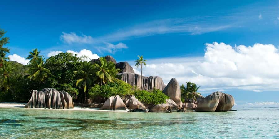 From Mahe eden island to Praslin & Ladigue Daytrip - Two famous islands packed into one long day