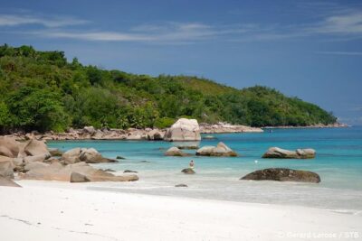 Full Day Discovery Tour of Vallee de Mai and Anse Lazio on Praslin Island