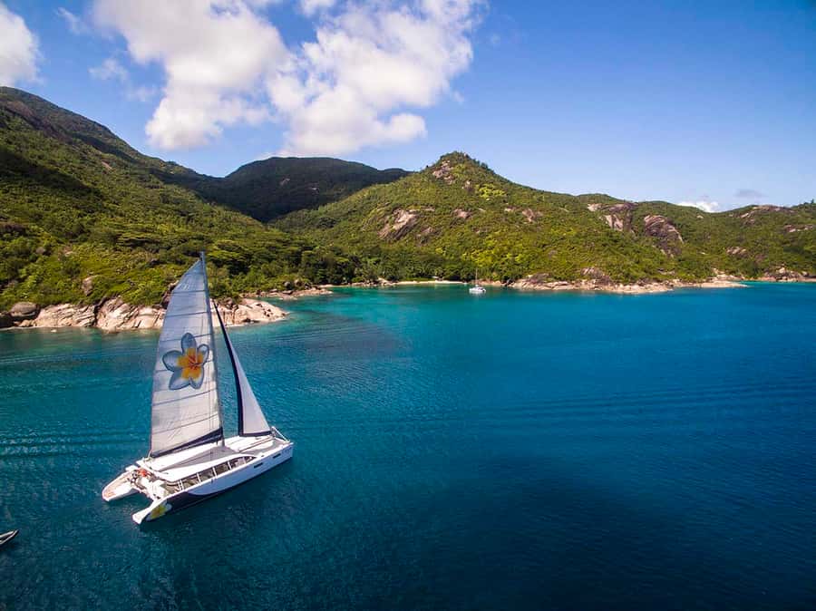 Mahé: Baie Ternay Park Catamaran Cruise with BBQ Lunch - A BBQ lunch served on the catamaran
