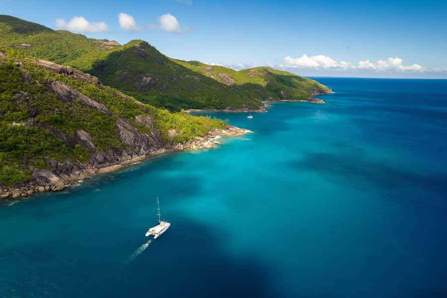 Mahé: Baie Ternay Park Catamaran Cruise with BBQ Lunch - The guide can shape the whole day