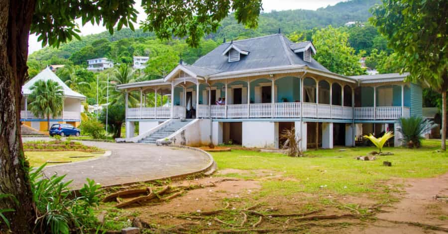 Mahé: Private Customizable Full-Day Tour with Hotel Pickup - Botanical Gardens: an easy introduction to Seychelles