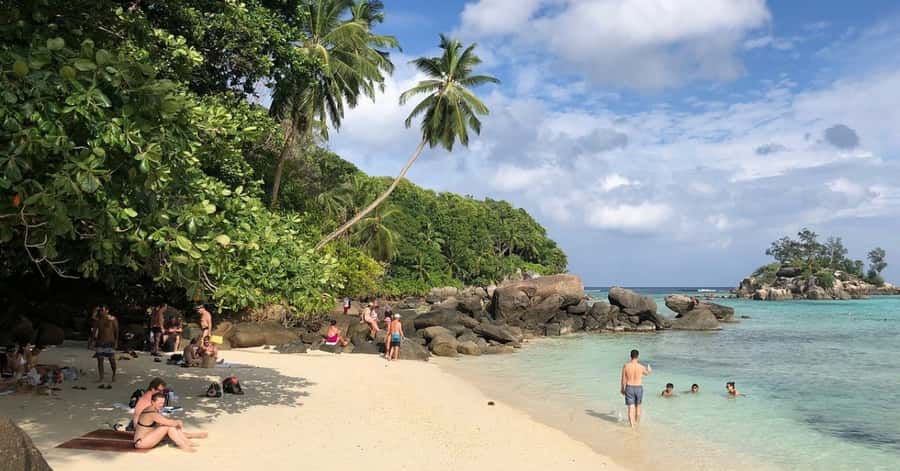Mahé: Private Customizable Full-Day Tour with Hotel Pickup - Takamaka Rum Distillery and the taste of the islands