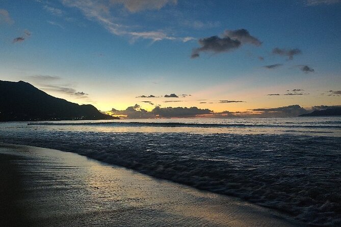 One Way Seychelles Private Airport Transfer - A calm first hour at Seychelles International Airport