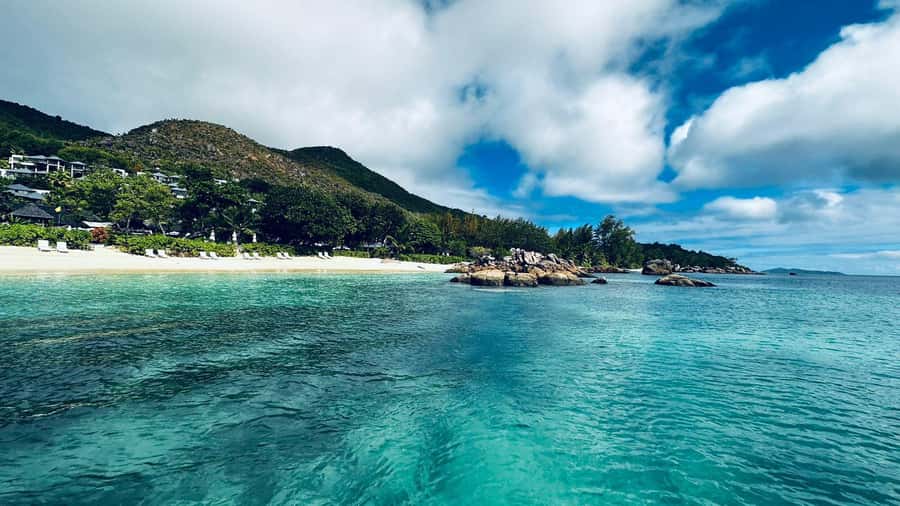 Praslin: Curieuse & St-Pierre Boat Adventure with Snorkeling - St. Pierre Marine Park and the snorkeling stop
