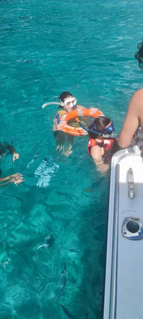 Praslin: Curieuse StPierre Guided Tour, BBQ & 2x Snorkeling - Small details that make the day easier