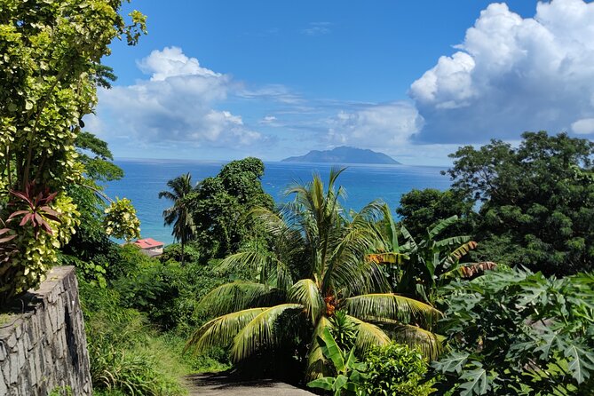 Private Airport Transfers To Somes Hotels ,Ferry,Port - Why this simple transfer matters in Seychelles