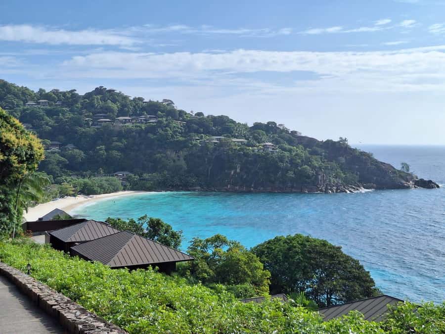 Seychelles: Full Day Private Tour in Mahe (1 to 5 Person) - Rochon Dam and the Sans Soucis road