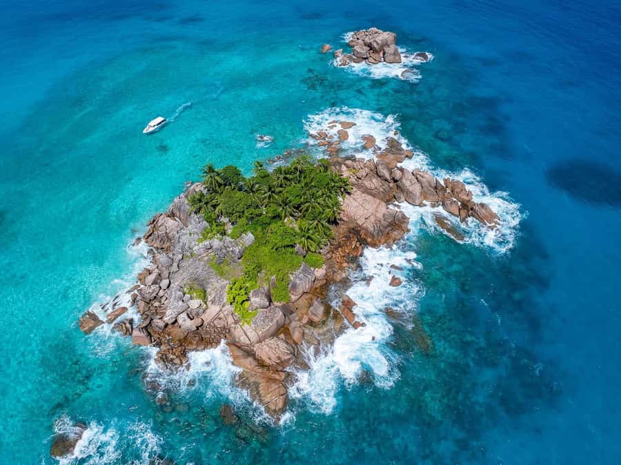 Seychelles: St Pierre and Curieuse Catamaran Tour with Lunch - Getting to the tour from each island
