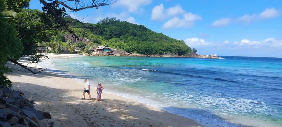 Tour Mahe Seychelles your way. Victoria national park beache - Starting in Victoria by the Market and Clock Tower